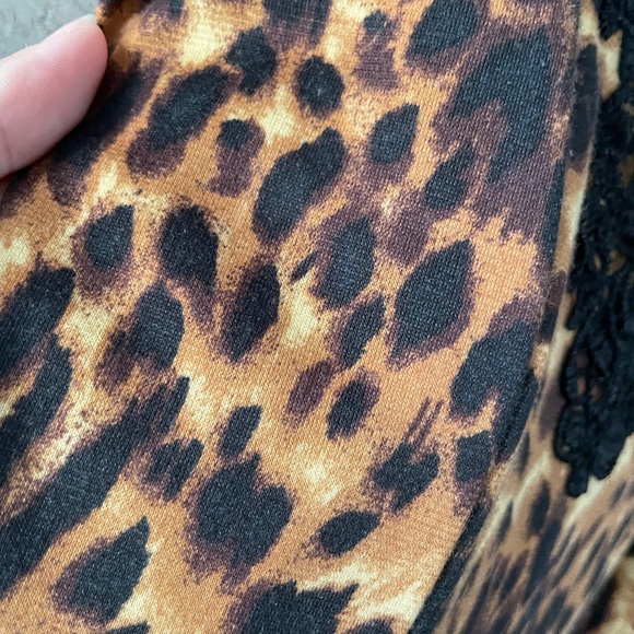 Cheetah Print Lace Dress - Picture 5 of 8